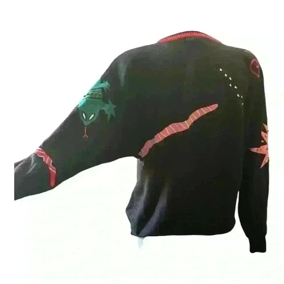 Beetlejuice Halloween inspired 80’s sweater - Picture 4 of 8